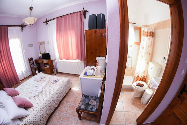 Hotel Seralis
