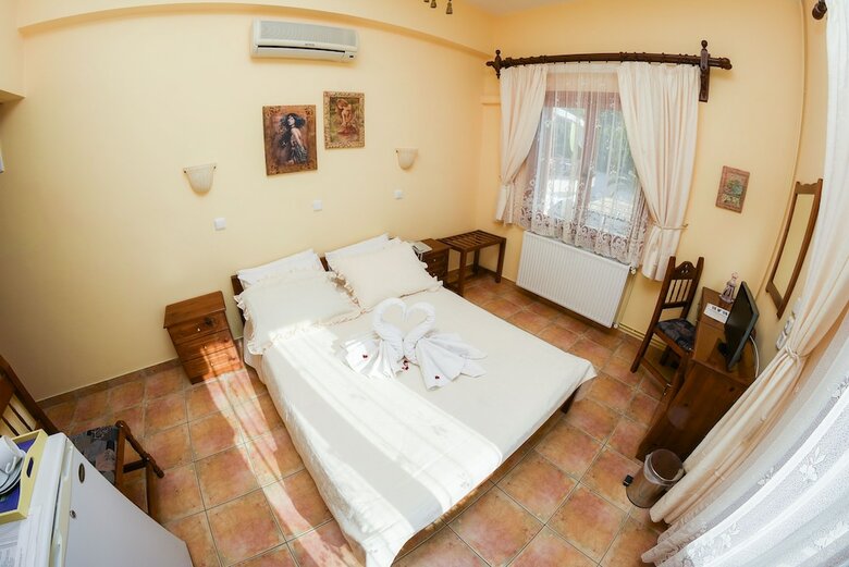 Hotel Seralis