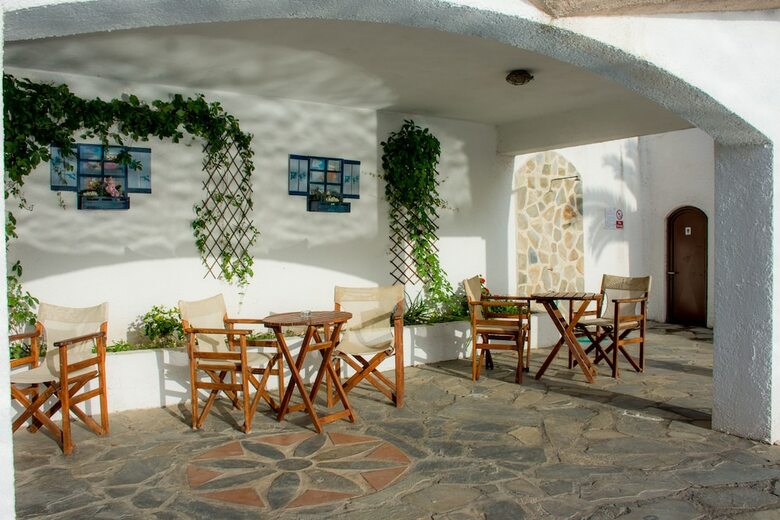 Hotel Seralis
