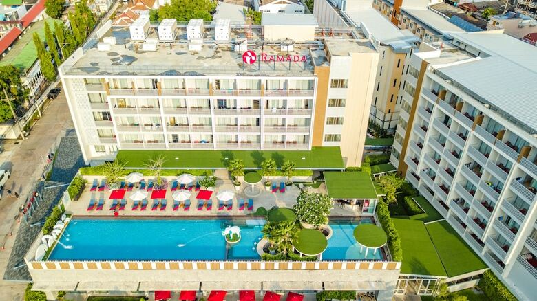 Hotel Ramada By Wyndham Phuket Deevana Patong