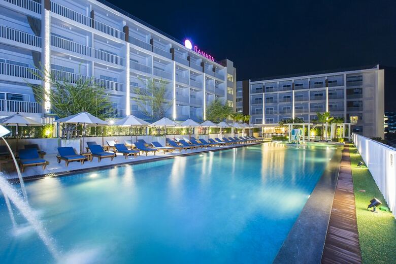 Hotel Ramada By Wyndham Phuket Deevana Patong