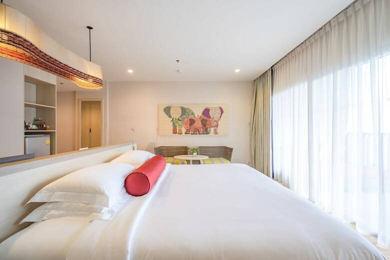 Hotel Ramada By Wyndham Phuket Deevana Patong