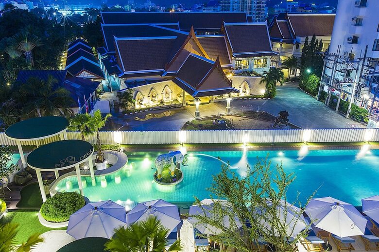 Hotel Ramada By Wyndham Phuket Deevana Patong