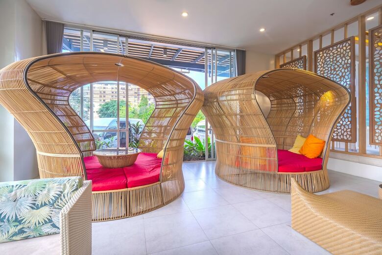 Hotel Ramada By Wyndham Phuket Deevana Patong