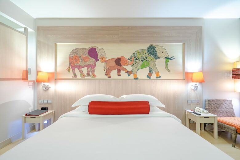 Hotel Ramada By Wyndham Phuket Deevana Patong