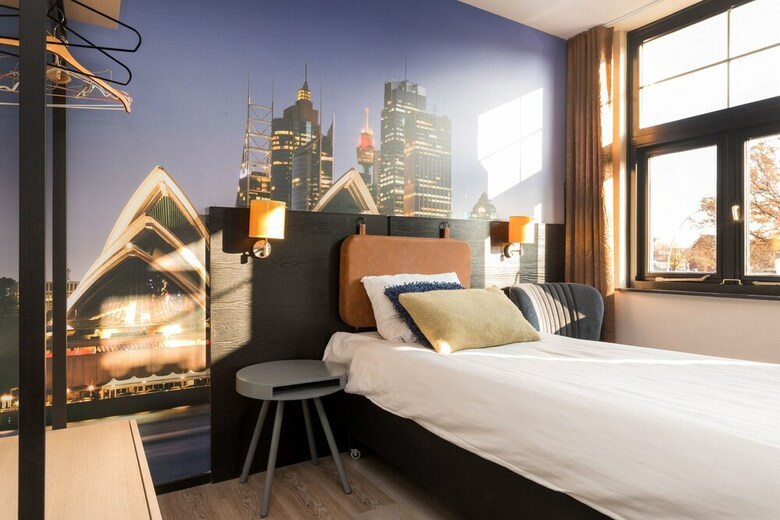 Hotel De Valk