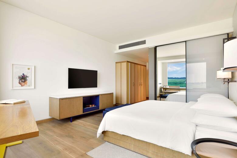 Hotel Andaz Delhi - A Concept By Hyatt