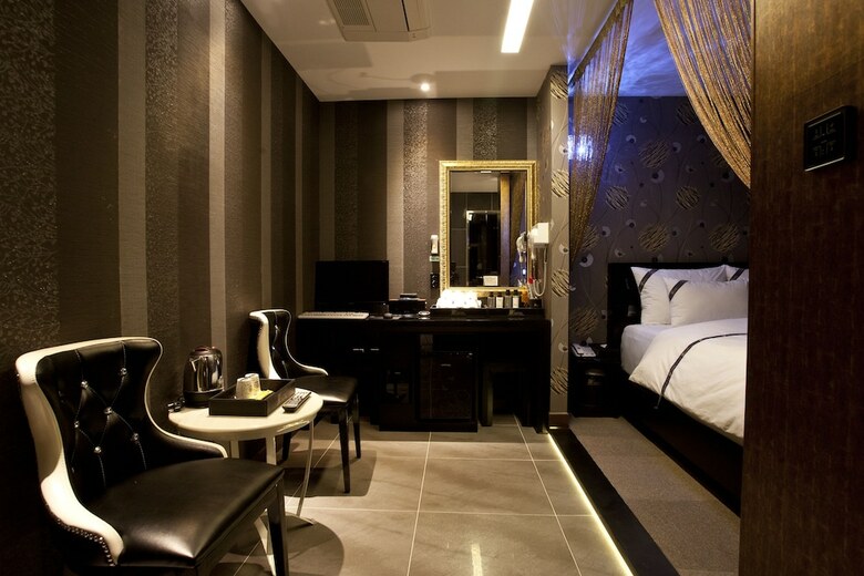 W Hotel