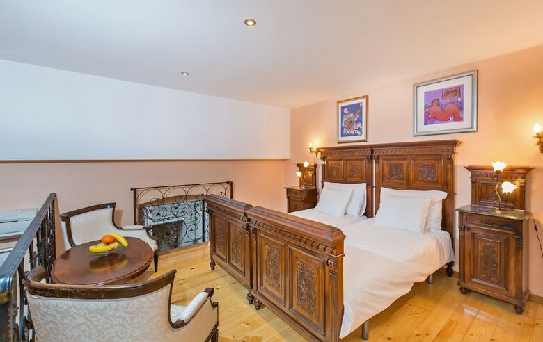 Old Town Apartments By Irundo
