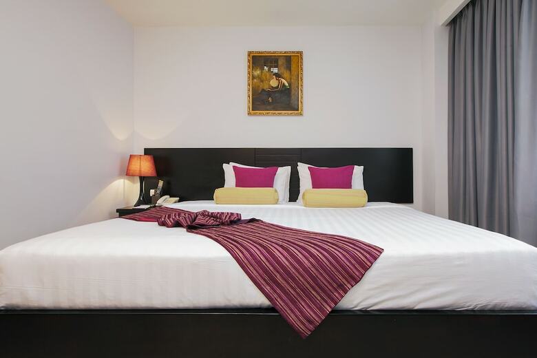Lavender Hotel