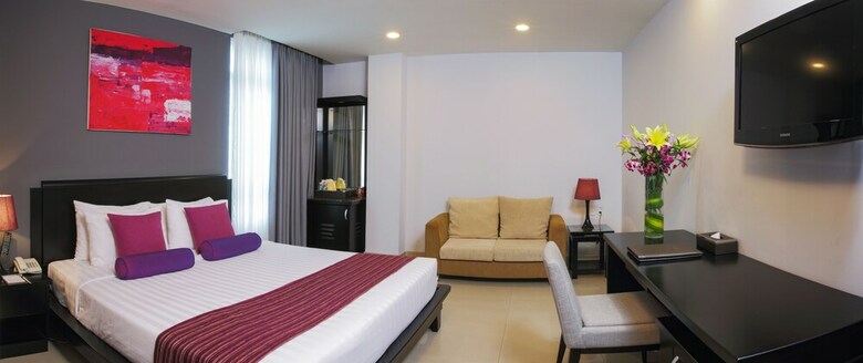 Lavender Hotel