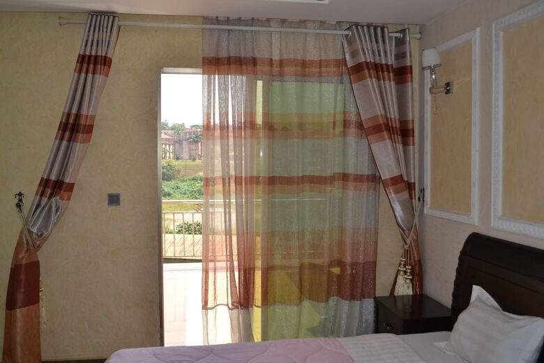 Felicia Hotel