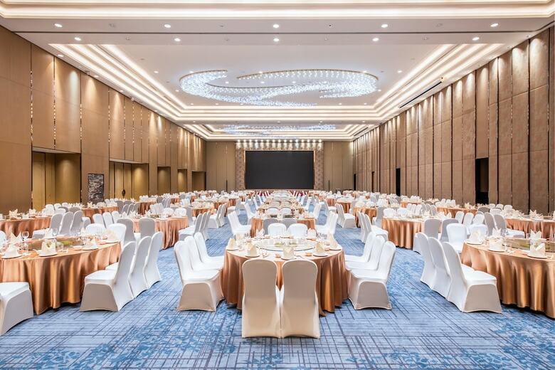 Hotel Holiday Inn Chongqing University Town