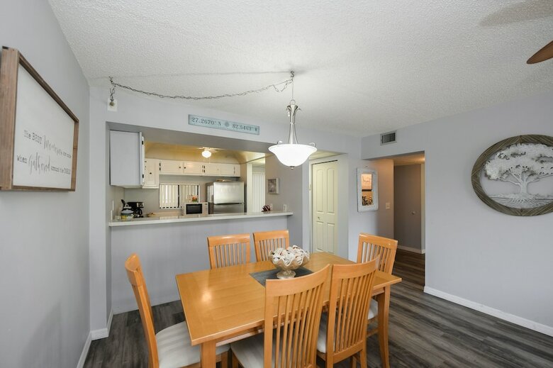 Bay Oaks By Beachside Management