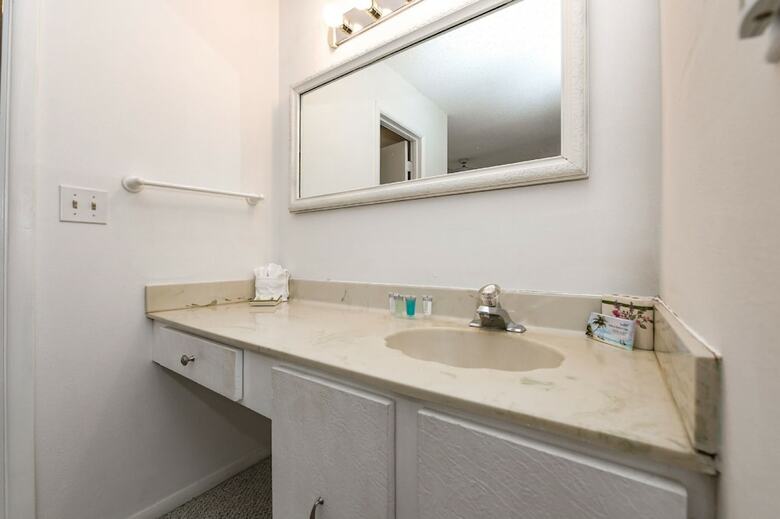 Bay Oaks By Beachside Management