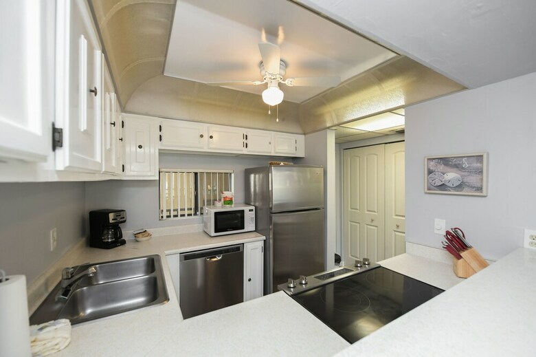 Bay Oaks By Beachside Management