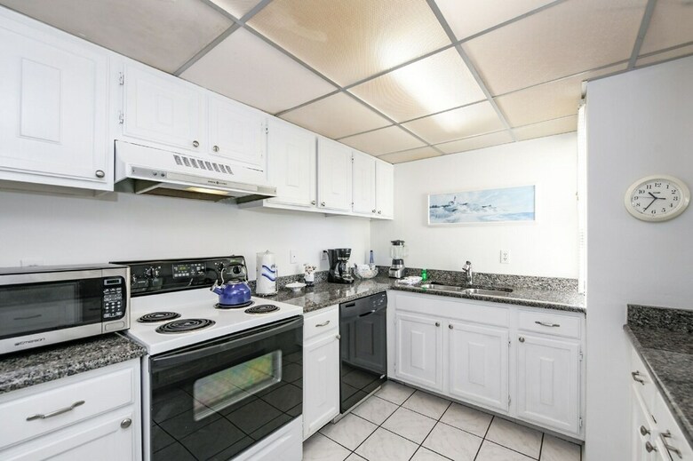 Bay Oaks By Beachside Management