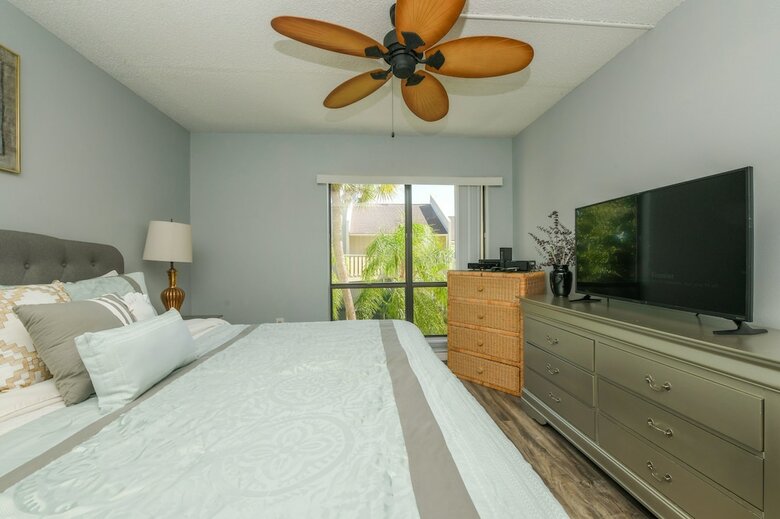 Bay Oaks By Beachside Management