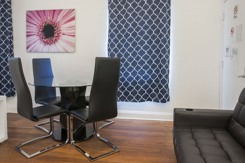 Apartamentos Hispaniola House By Royal Stays