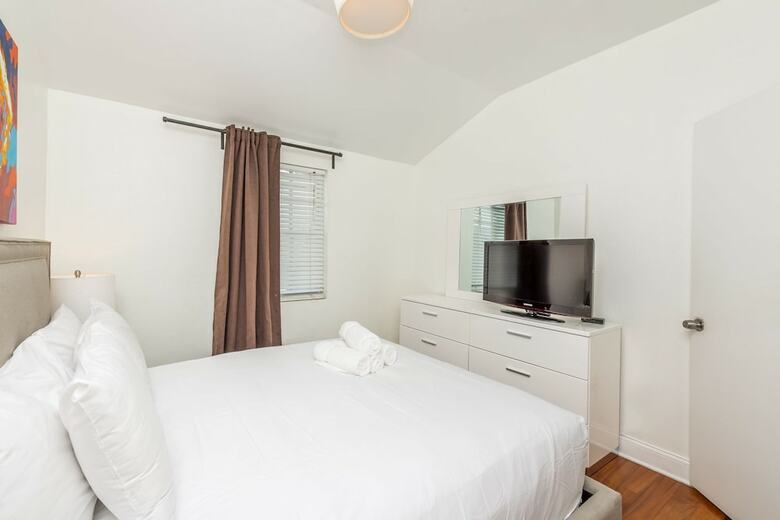 Apartamentos Hispaniola House By Royal Stays