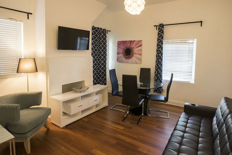 Apartamentos Hispaniola House By Royal Stays
