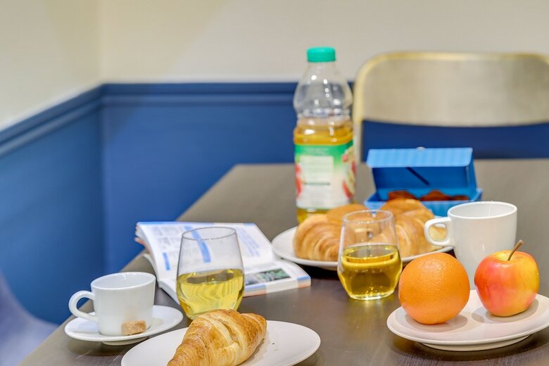 Sweet Inn Apartments- Champs Elys�s (various Addresses)