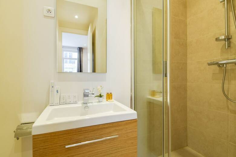 Sweet Inn Apartments- Champs Elys�s (various Addresses)