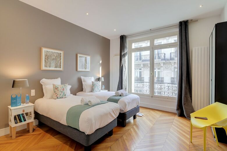 Sweet Inn Apartments- Champs Elys�s (various Addresses)