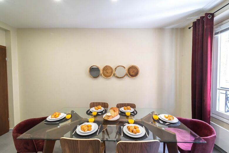 Sweet Inn Apartments- Champs Elys�s (various Addresses)