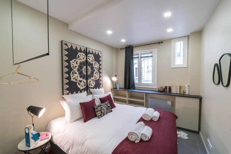 Sweet Inn Apartments- Champs Elys�s (various Addresses)