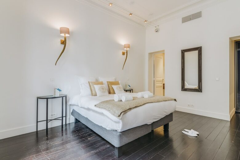 Sweet Inn Apartments- Champs Elys�s (various Addresses)