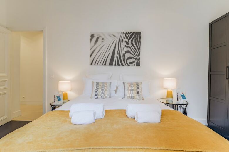 Sweet Inn Apartments- Champs Elys�s (various Addresses)