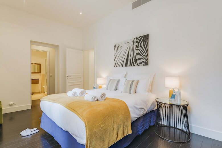 Sweet Inn Apartments- Champs Elys�s (various Addresses)