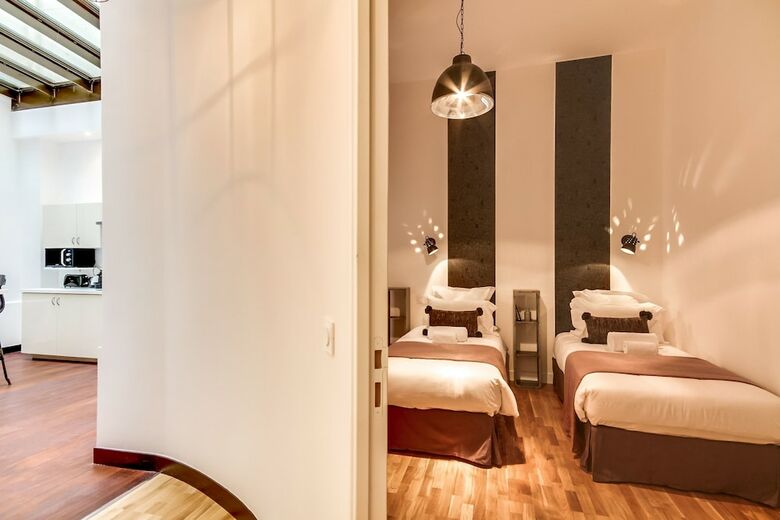 Sweet Inn Apartments- Champs Elys�s (various Addresses)