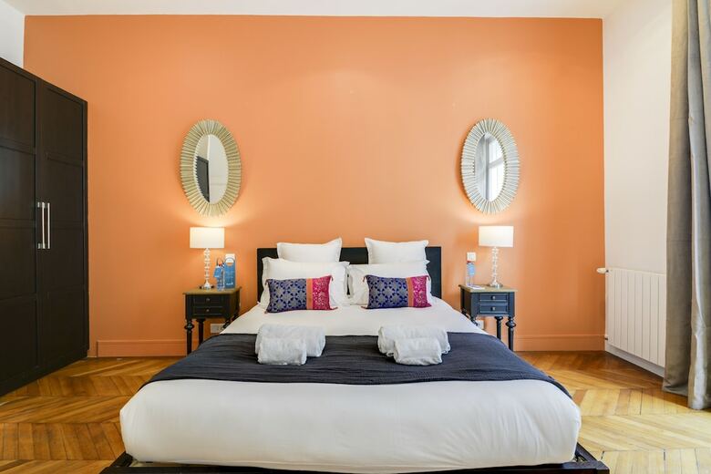 Sweet Inn Apartments- Champs Elys�s (various Addresses)