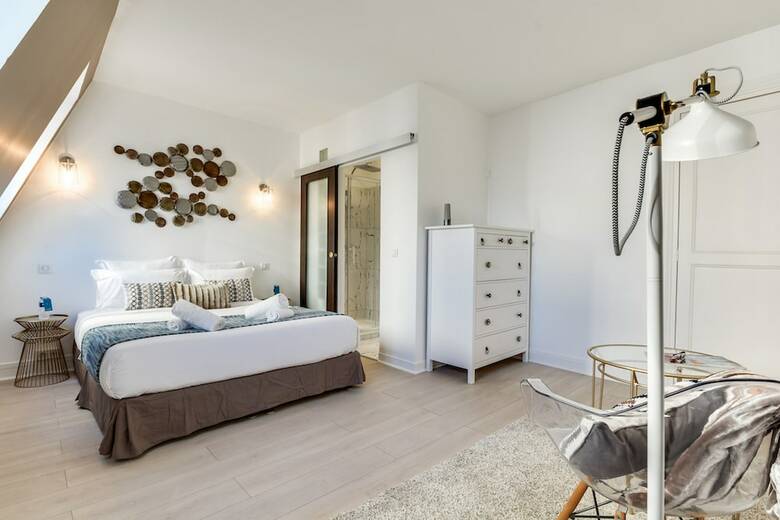 Sweet Inn Apartments- Champs Elys�s (various Addresses)