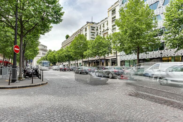 Sweet Inn Apartments- Champs Elys�s (various Addresses)