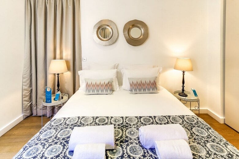Sweet Inn Apartments- Champs Elys�s (various Addresses)