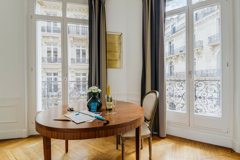 Sweet Inn Apartments- Champs Elys�s (various Addresses)
