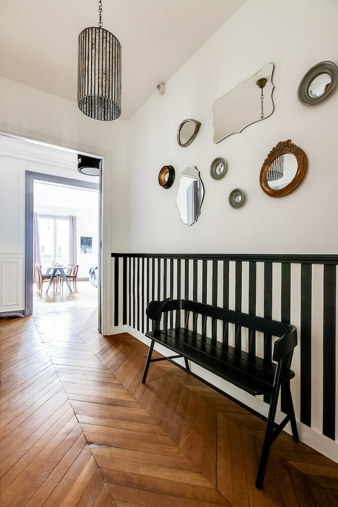 Sweet Inn Apartments- Champs Elys�s (various Addresses)