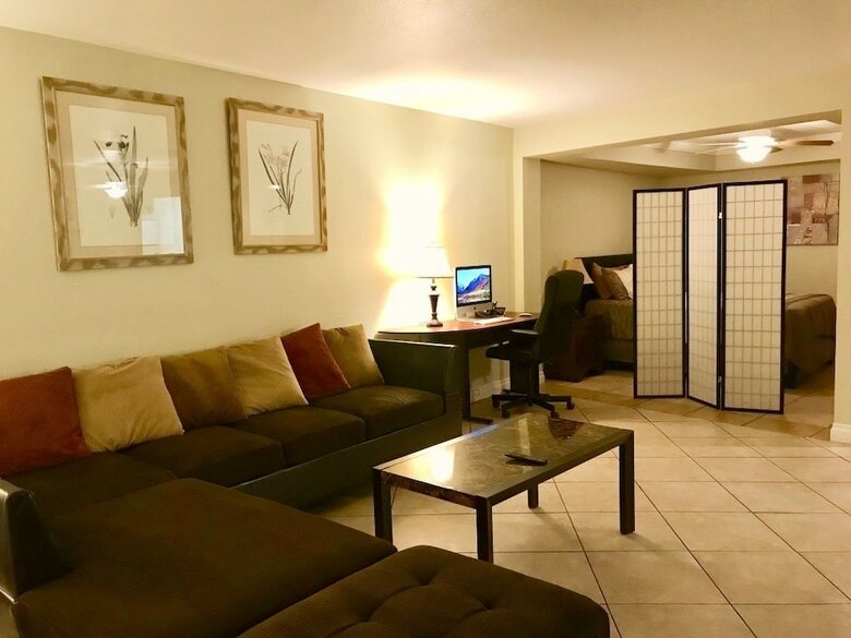 Apartamentos 888 Convention Center 1 Bedroom Condos