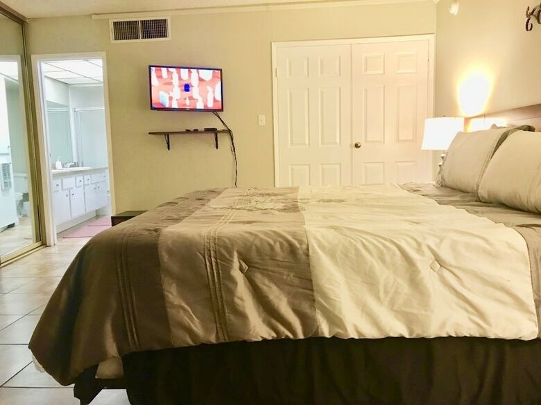 Apartamentos 888 Convention Center 1 Bedroom Condos