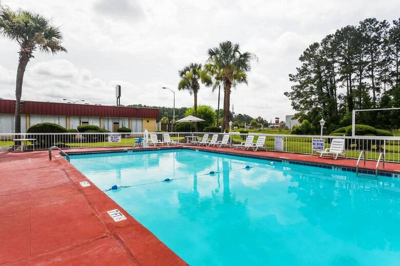 Motel Super 8 By Wyndham Hardeeville