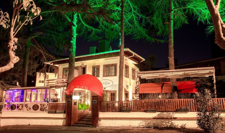 Hotel Nizam Butik Otel Buyukada
