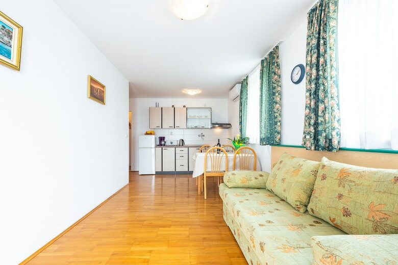 Apartments Matu?ko