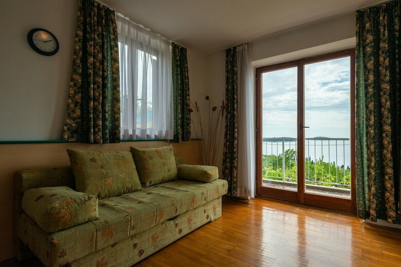 Apartments Matu?ko