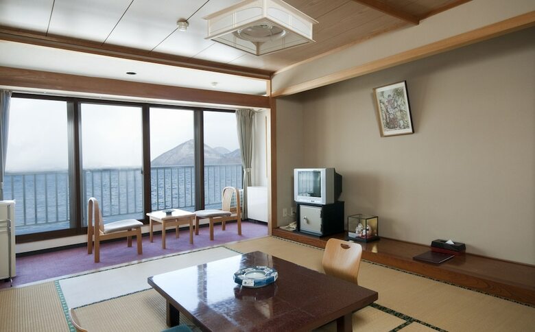 Toyako Onsen Hokkai Hotel