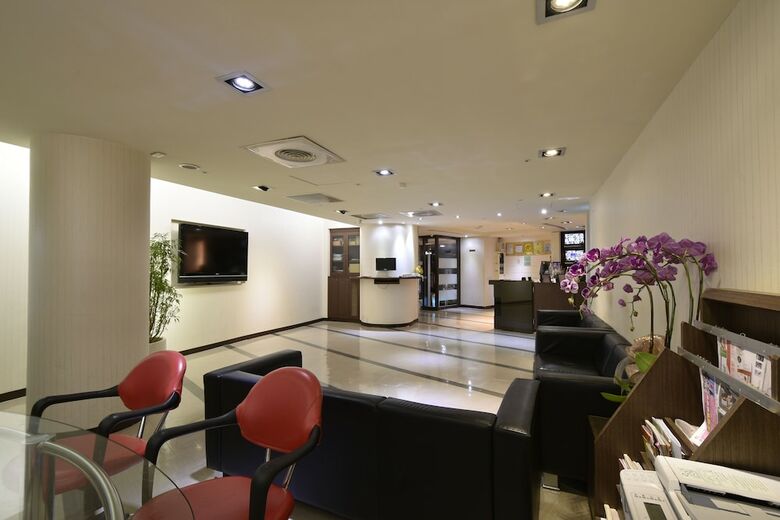 New World Hotel