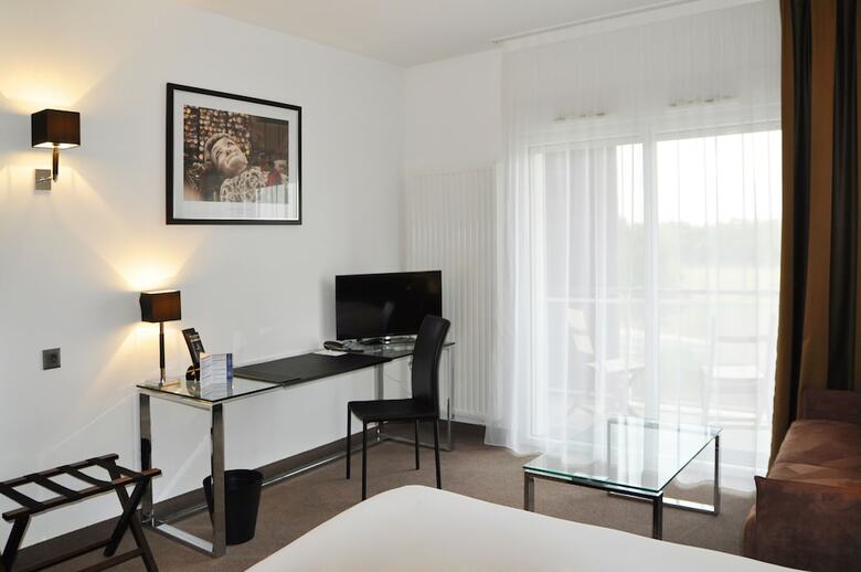 Hotel Golden Tulip Pornic Suites