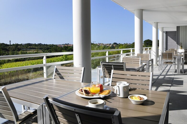 Hotel Golden Tulip Pornic Suites